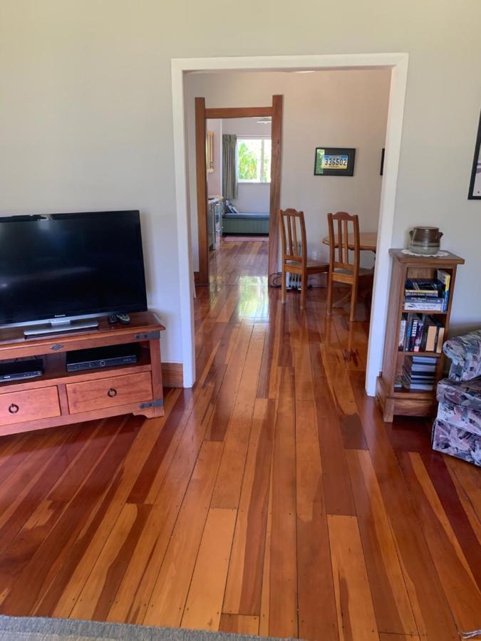 One Panama Villa Martinborough Exteriör bild