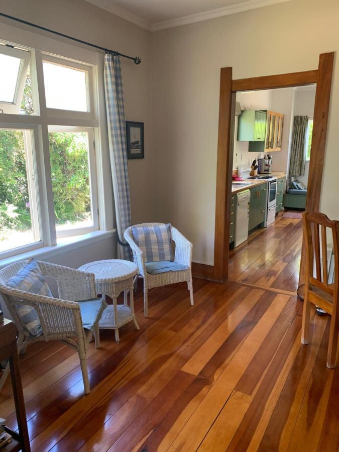 One Panama Villa Martinborough Exteriör bild